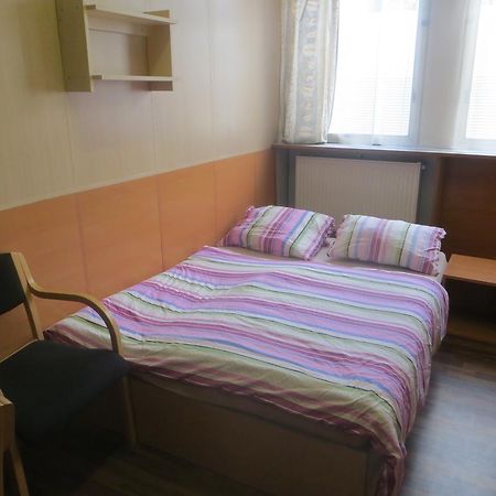Hostel Monty Ricany  Exterior photo